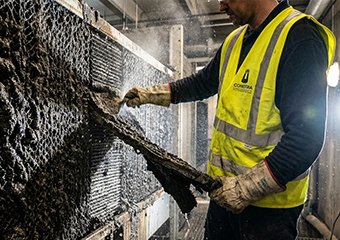 Torres de enfriamiento en planta de alimentos Grupo Herdez
